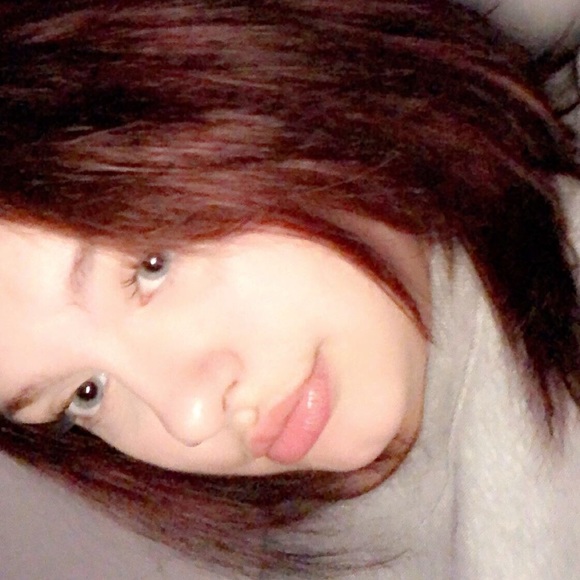 Meet your Posher, Hailey - Picture 1 of 1